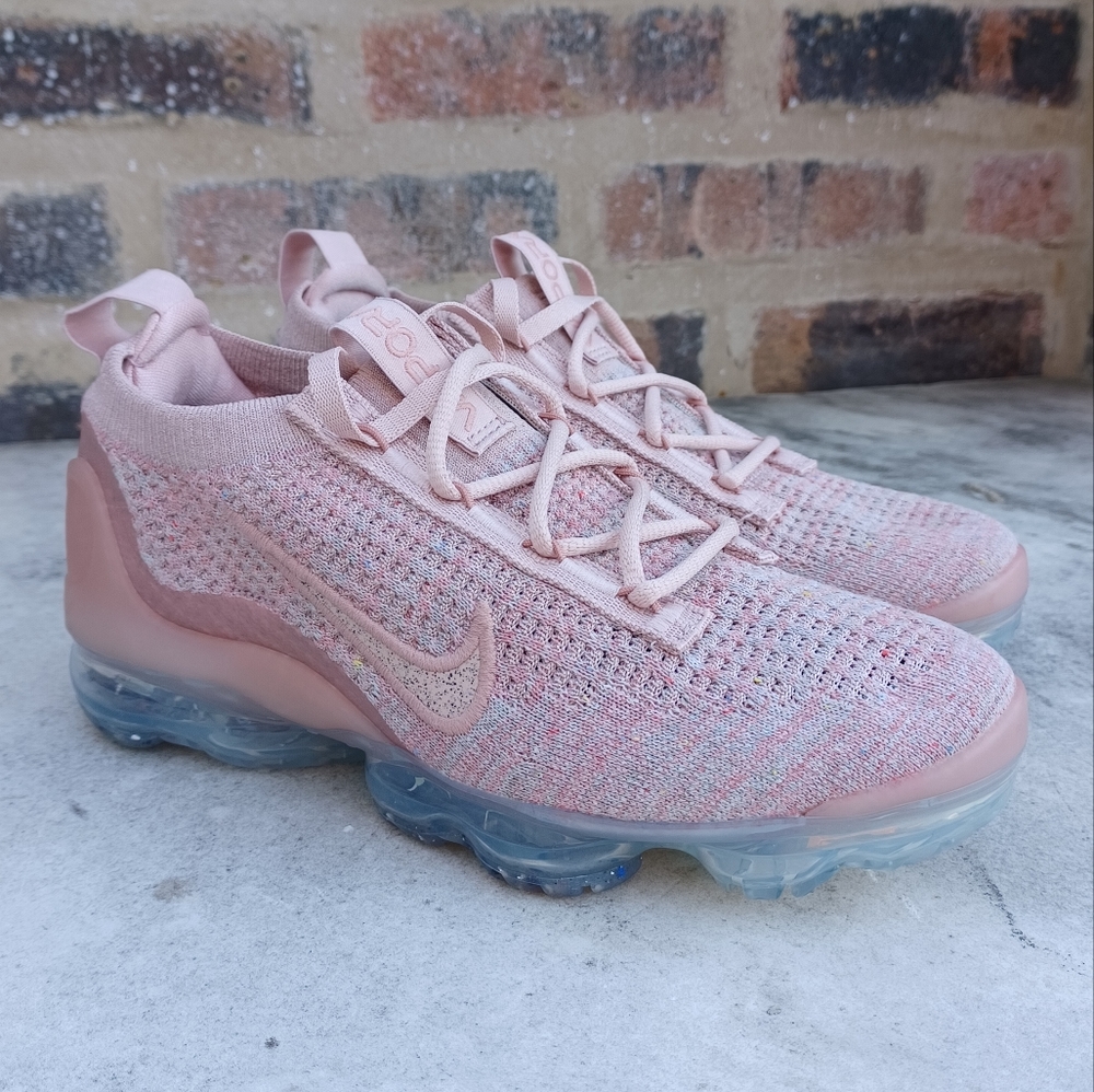 Nike Vapormax Flyknit Sneakers